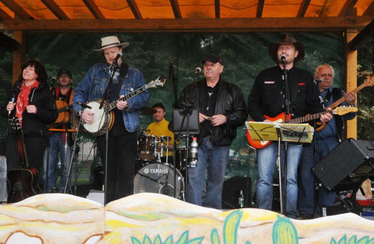 Na slavnostech Konráda vystoupí i liberecká  country kapela Sešlost.
